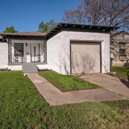 Buy this 4 bed house on 2720 Bowling Green Avenue in Dallas, TX 75216