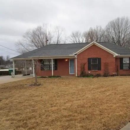 Buy this 3 bed house on 99 Walnut Cove in Munford, TN 38058
