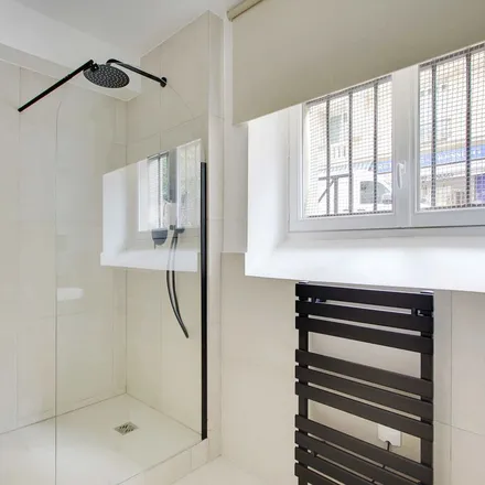 Image 2 - 25 Rue de Boulainvilliers, 75016 Paris, France - Apartment for rent