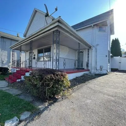 Buy this 3 bed house on 75 Cliff Street in Pittston Junction, Pittston