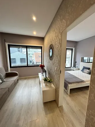 Rent this 1 bed apartment on Rua Moreira da Assunção in 4000-206 Porto, Portugal