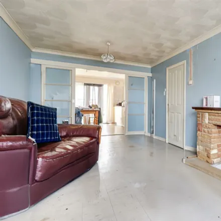 Image 4 - St Francis, Linford, Lower Crescent, Linford, SS17 0SS, United Kingdom - House for sale