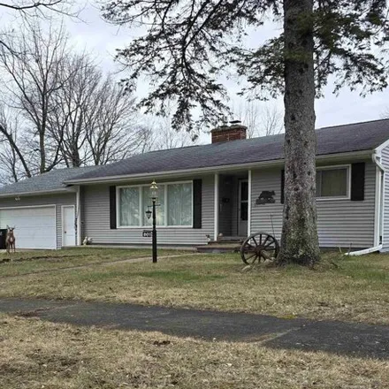 Buy this 4 bed house on 819 West Fleshiem Street in Iron Mountain, MI 49801