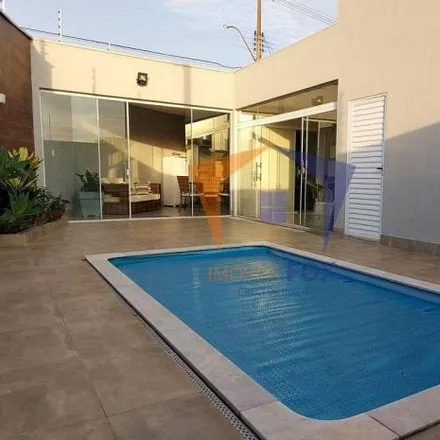 Buy this 4 bed house on Rua Sergipe in Jardim Nossa Senhora de Fátima., Americana - SP
