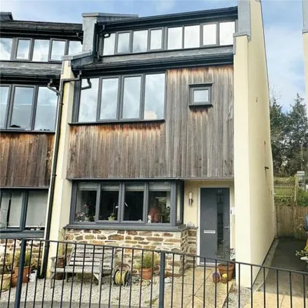 Buy this 4 bed duplex on Boscawen Woods in Truro, TR1 1UE