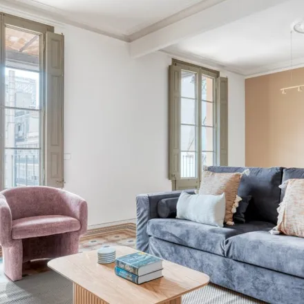 Rent this 2 bed apartment on Edifici de la Union des Assurances de Paris in Carrer del Consell de Cent, 08001 Barcelona
