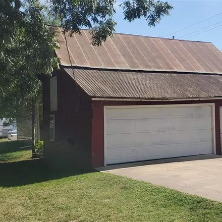 Image 4 - 433 West 5th Street, Solomon, Solomon, KS 67480, USA - House for sale