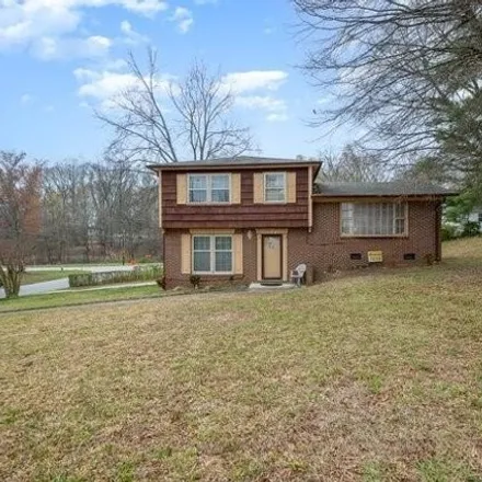 Image 1 - 847 Daleview Place, Spring Valley, Greensboro, NC 27406, USA - House for sale
