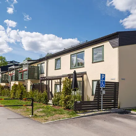 Rent this 2 bed apartment on Skolgatan in 811 80 Sandviken, Sweden