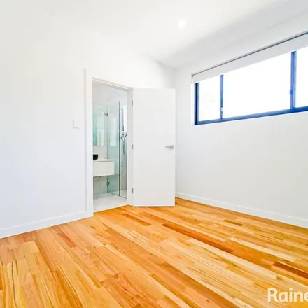 Image 8 - Hurstville Road, Oatley NSW 2223, Australia - Apartment for rent