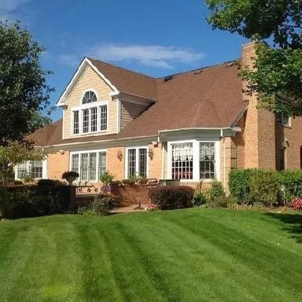 Rent this 4 bed house on 72 Stonehill Drive South in Manhasset, NY 11030