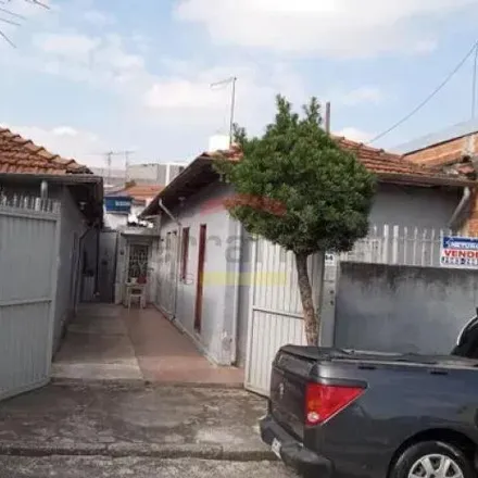 Buy this 5 bed house on Rua Izidro Ortiz 391 in Vila Medeiros, São Paulo - SP