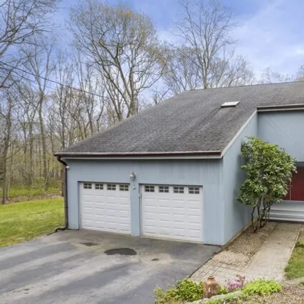 Buy this 4 bed house on 6 Holly Lane in Old Lyme, Lower Connecticut River Valley Planning Region