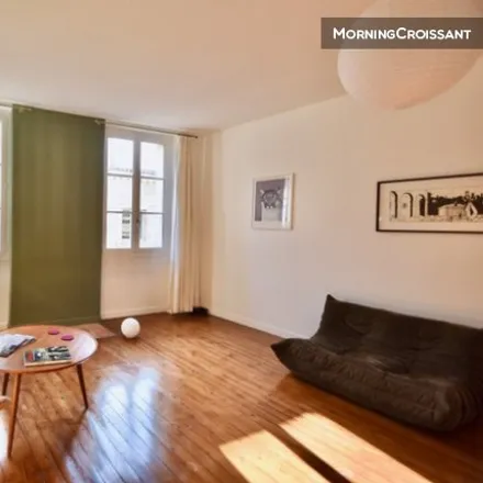 Rent this 2 bed apartment on Bordeaux in Triangle d'Or, FR