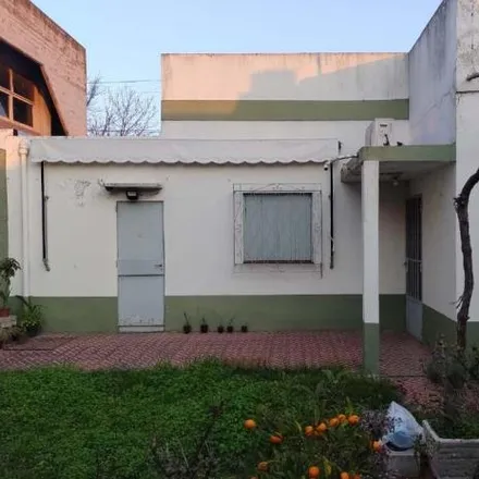 Buy this 2 bed house on San Juan 1699 in Quilmes Este, 1877 Quilmes
