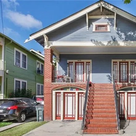 Rent this 2 bed house on 932 Jackson Ave Apt 4 in New Orleans, Louisiana