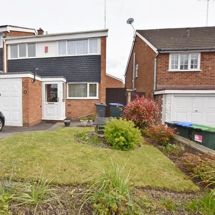 Rent this 3 bed duplex on Stanton Road in Sandwell, B43 5HH