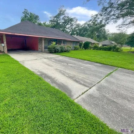 Buy this 3 bed house on 12510 Castle Hill Drive in Shamrock Gardens, East Baton Rouge Parish