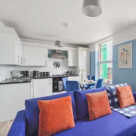 Rent this 2 bed apartment on Bristol in BS1 3RB, United Kingdom