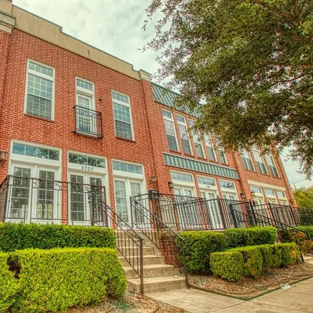 Buy this 2 bed townhouse on 3707 Patience Boulevard East in Dallas, TX 75236