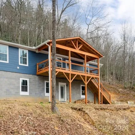 Buy this 3 bed house on 1085 Kilpatrick Road in Henderson County, NC 28739
