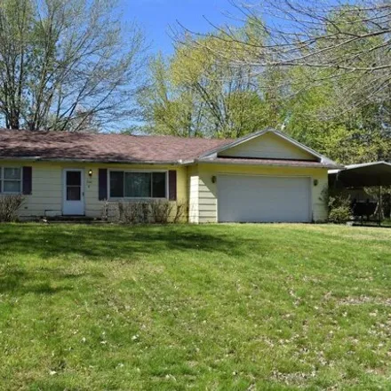 Buy this 3 bed house on 7037 Wagon Wheel Trail in Highland County, OH 45133