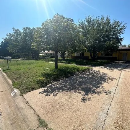 Buy this 3 bed house on 1538 Watson Street in Colorado City, TX 79512