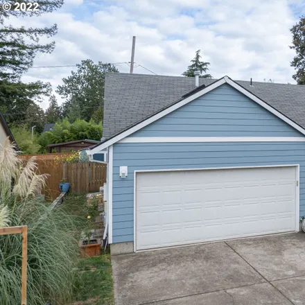 Buy this 3 bed house on 185 Bridge Street in Fairview, OR 97024