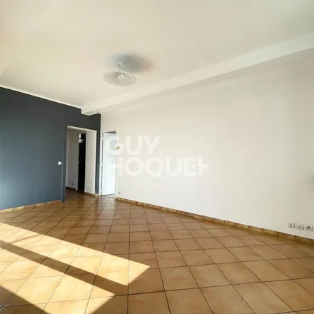 Image 3 - 11 Route de Damville, 27320 Droisy, France - Apartment for rent
