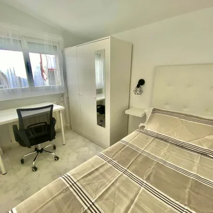 Rent this 1 bed room on Calle de Gaztambide in 7, 28015 Madrid