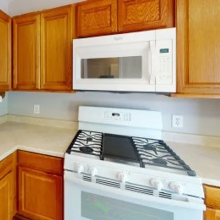 Buy this 3 bed apartment on 327 Millbrook Ter Northeast in Exeter, Leesburg