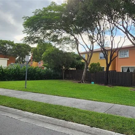 Image 4 - 8511 Northwest 114th Court, Doral, FL 33178, USA - Townhouse for sale