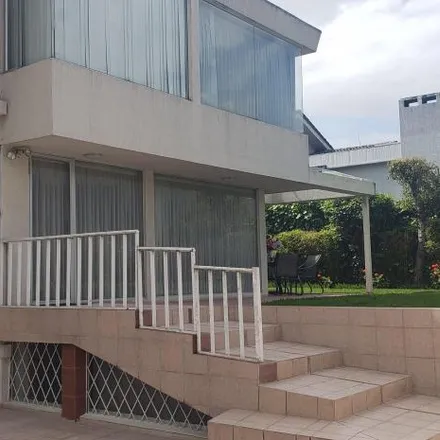 Buy this 6 bed house on Clínica Bellavista in Quiteño Libre, 170504