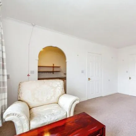 Image 3 - Riversdale Road, West Kirby, CH48 4LQ, United Kingdom - Apartment for sale