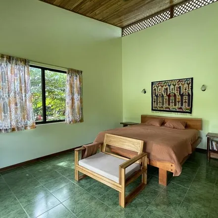 Rent this 2 bed house on Limón Province in Valle La Estrella, 70102 Costa Rica