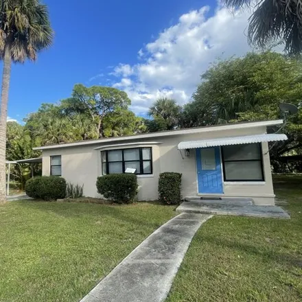 Buy this 2 bed house on 1044 Mayflower Road in Glidden Park, Fort Pierce