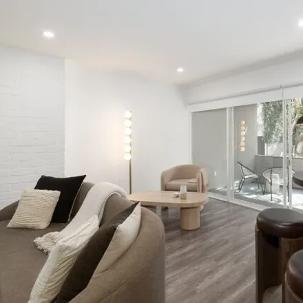 Image 3 - 8917 Cynthia Street, West Hollywood, CA 90069, USA - Condo for rent