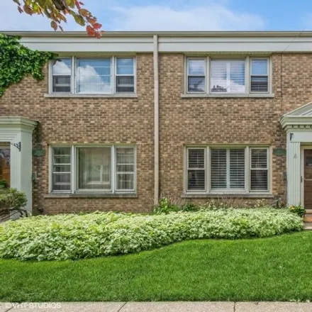 Buy this 2 bed townhouse on 214 South Boulevard in Evanston, IL 60202
