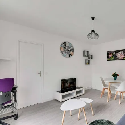 Rent this 1 bed apartment on Bondy in Route de Villemomble, 93140 Bondy