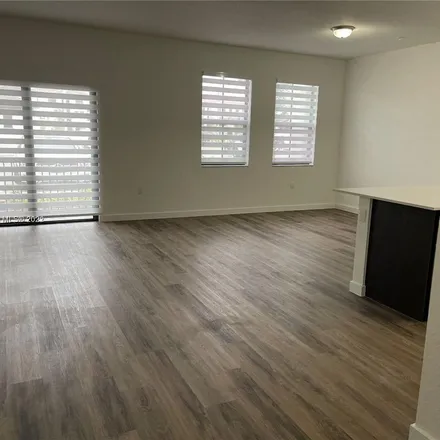 Image 1 - BP, Southwest 136th Street, Country Walk, Miami-Dade County, FL 33196, USA - Apartment for rent