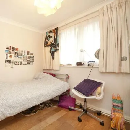 Image 7 - Joseph Trotter Close, Gloucester Way, London, EC1R 0BR, United Kingdom - Apartment for rent