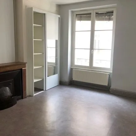 Rent this 3 bed apartment on 16 Cours Vitton in 69006 Lyon, France