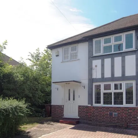 Rent this 3 bed house on 8 The Hawthorns in Ewell, KT17 2ET
