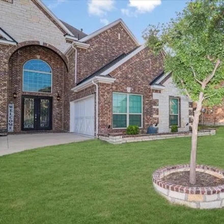Buy this 4 bed house on 4054 Mescalero Court in Mansfield, TX 76063