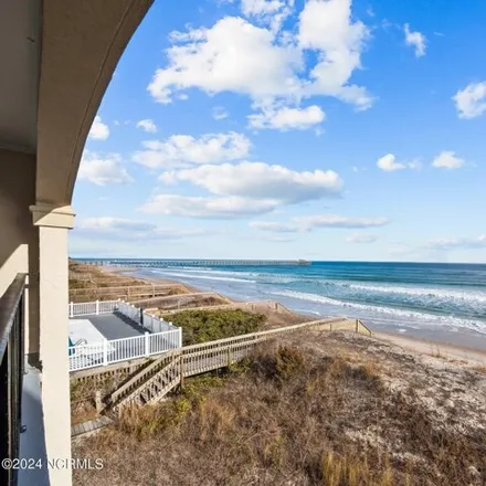 Image 5 - Villa Capriani, 790 New River Inlet Road, North Topsail Beach, NC 28460, USA - Condo for sale