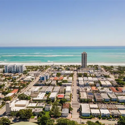 Image 5 - 7499 Wayne Avenue, Atlantic Heights, Miami Beach, FL 33141, USA - Apartment for rent