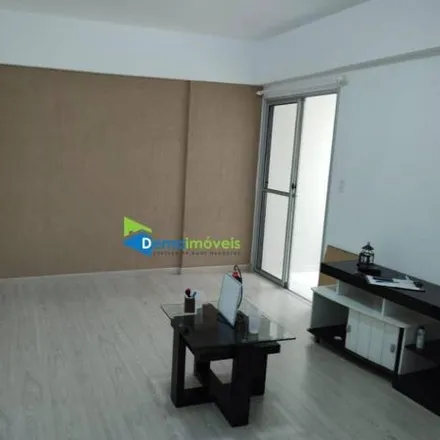 Rent this 2 bed apartment on Rua Doutor Miguel Couto in Glicério, São Paulo - SP