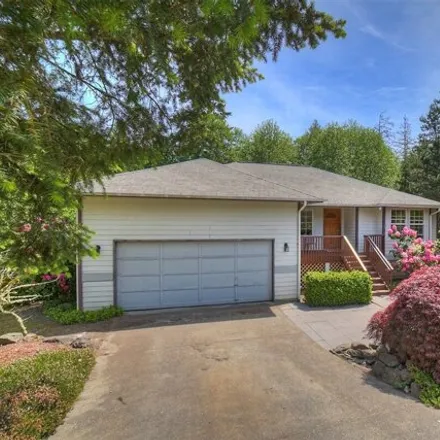 Buy this 4 bed house on 2998 Northeast Winesap Court in Lincoln, Poulsbo