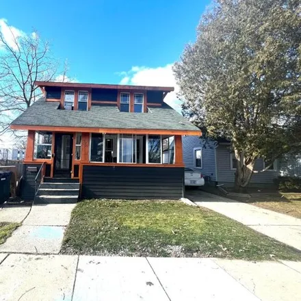 Buy this 3 bed house on 361 Center Street in East Lansing, MI 48823