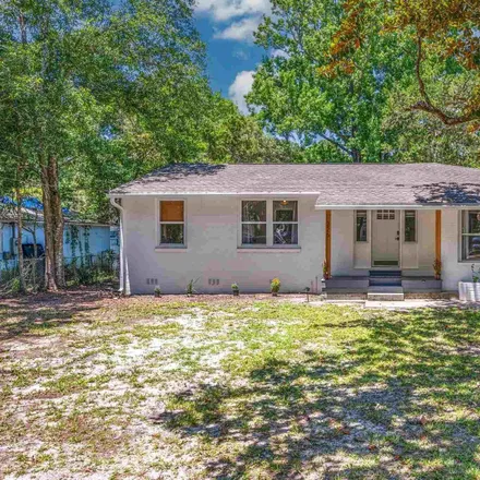 Buy this 4 bed house on 224 Bradley Drive in Fort Walton Beach, FL 32547